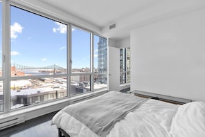 2 chambres, fer et planche à repasser, Wi-Fi, draps fournis