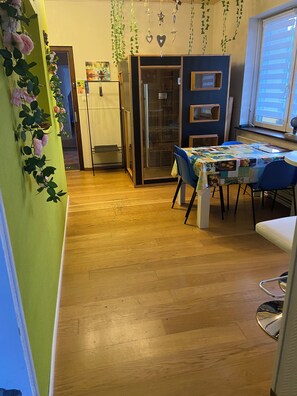 Dining - LeCLARA Vacation Rental in the Mountains: pool table, hot tub, sauna... pets welcome (Saulxures)