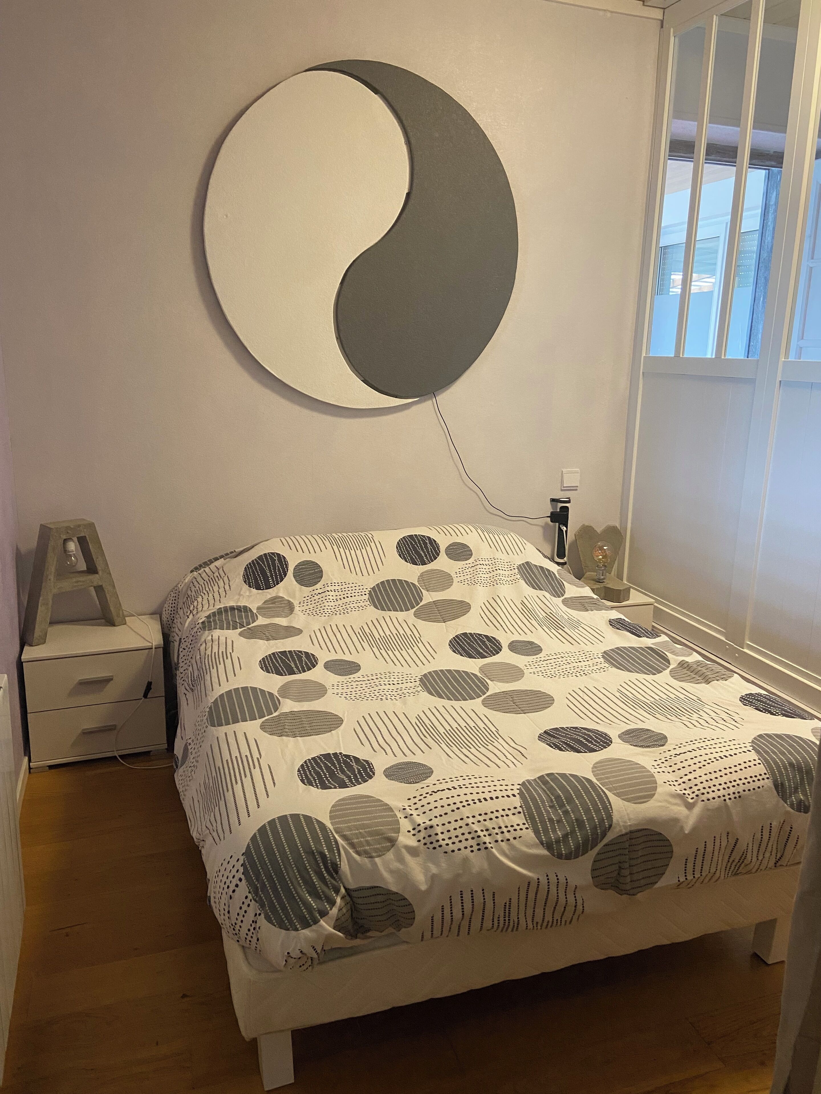 1 chambre, lit parapluie, Wi-Fi gratuit, draps fournis