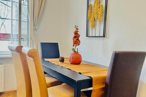 Dining - 2BR Apt. for 5P; Only 17-Min Walk to Schönbrunn (Vienna)