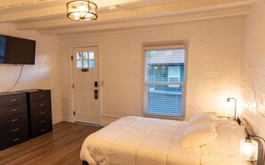 1 chambre, bureau, Wi-Fi, draps fournis
