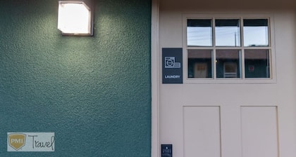 Nostalgic Motel Vibes *Cozy Rooms * WIFI *Room 5