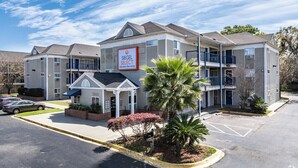 Front of property - Siegel Select Orange Park (Orange Park)