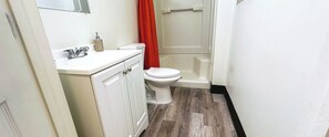 Standard Studio | Bathroom