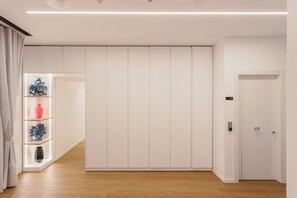 Interior entrance - HrD Luxury rooms (Palermo)