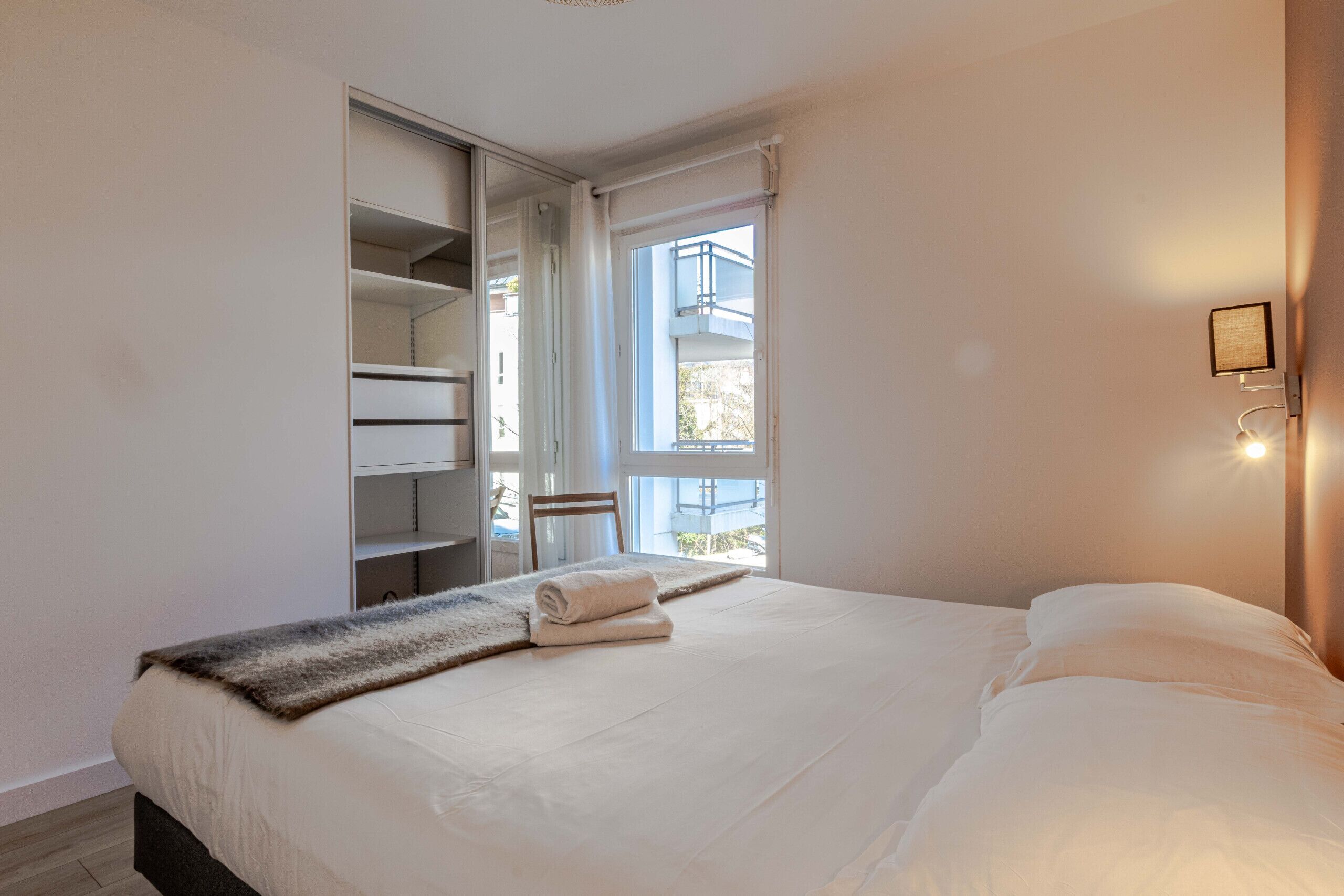 3 chambres, fer et planche à repasser, Wi-Fi gratuit, draps fournis