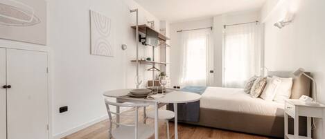 1 bedroom, WiFi, bed sheets