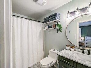 ヘアドライヤー、タオル