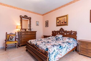 3 Schlafzimmer, Bügeleisen/Bügelbrett, WLAN, Bettwäsche