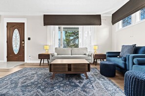 スマートテレビ、テーブルサッカー台