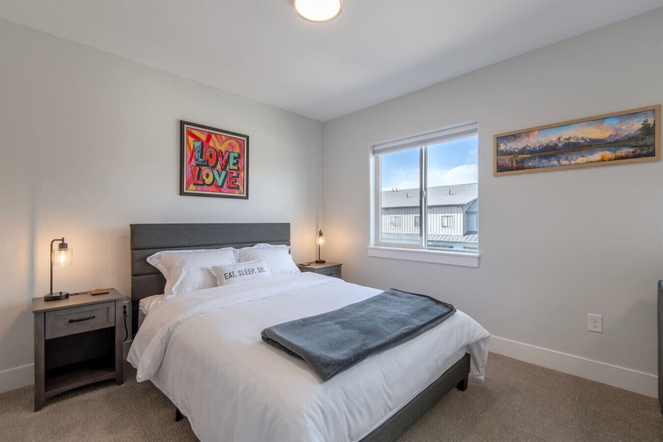 2 多间卧室、办公桌、熨斗/熨衣板、免费 WiFi