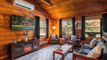 Smart-TV, Kamin, Videothek