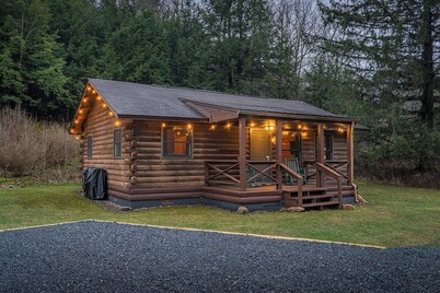 Custom Log Cabin #1 | Denton Hill State Park