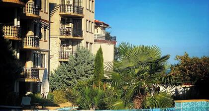 Enjoy luxury of the Cliff **** hotel - Spa-100m to the beach
3 swimming pools