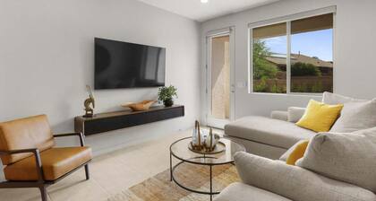 New Home-Charming 3 bedroom home in beautiful Tucson, Marana area & dog friendly