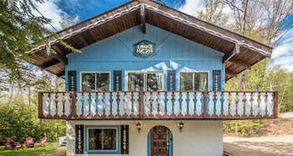 Loose Moose Lodge – Family chalet, fireplace, ski!