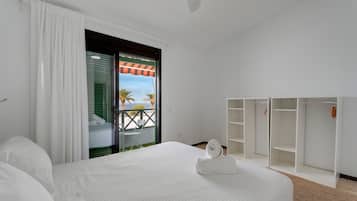 2 chambres, fer et planche Ă  repasser, Wi-Fi gratuit, draps fournis