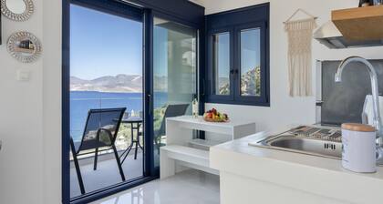 Apartment 'Regina 2' with Sea View, Wi-Fi and Air Conditioning