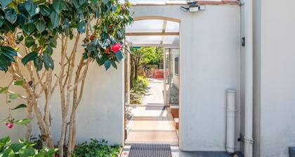 Apartment 'Appartement Entre Mer Et Marais' with Shared Terrace, Wi-Fi and Air Conditioning