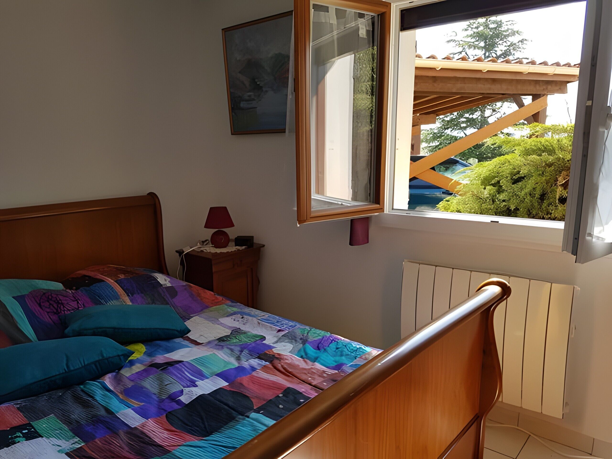 2 slaapkamers, een strijkplank/strijkijzer, gratis wifi, beddengoed