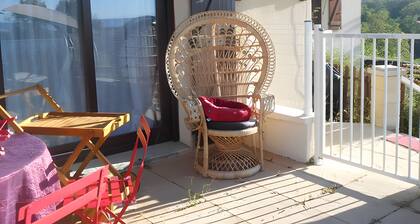 Ferienhaus 'Louis' mit Bergblick, privatem Pool und Wi-Fi