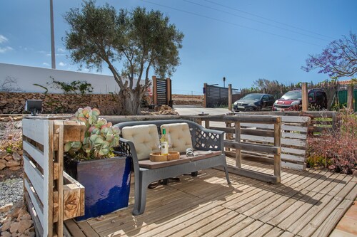 Vacation Apartment 'El Paraiso En Tindaya' with Shared Terrace and Air Conditioning