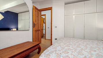 3 Schlafzimmer, Bügeleisen/Bügelbrett, kostenloses WLAN, Bettwäsche