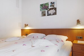 1 soverom, wi-fi (inkludert) og sengetøy