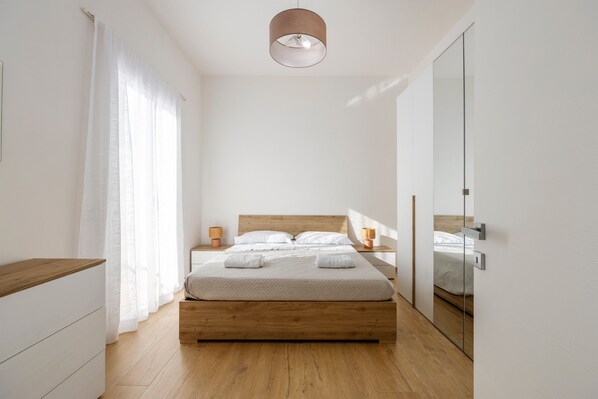 3 sovrum, skrivbord, strykjärn/strykbräda och gratis wi-fi