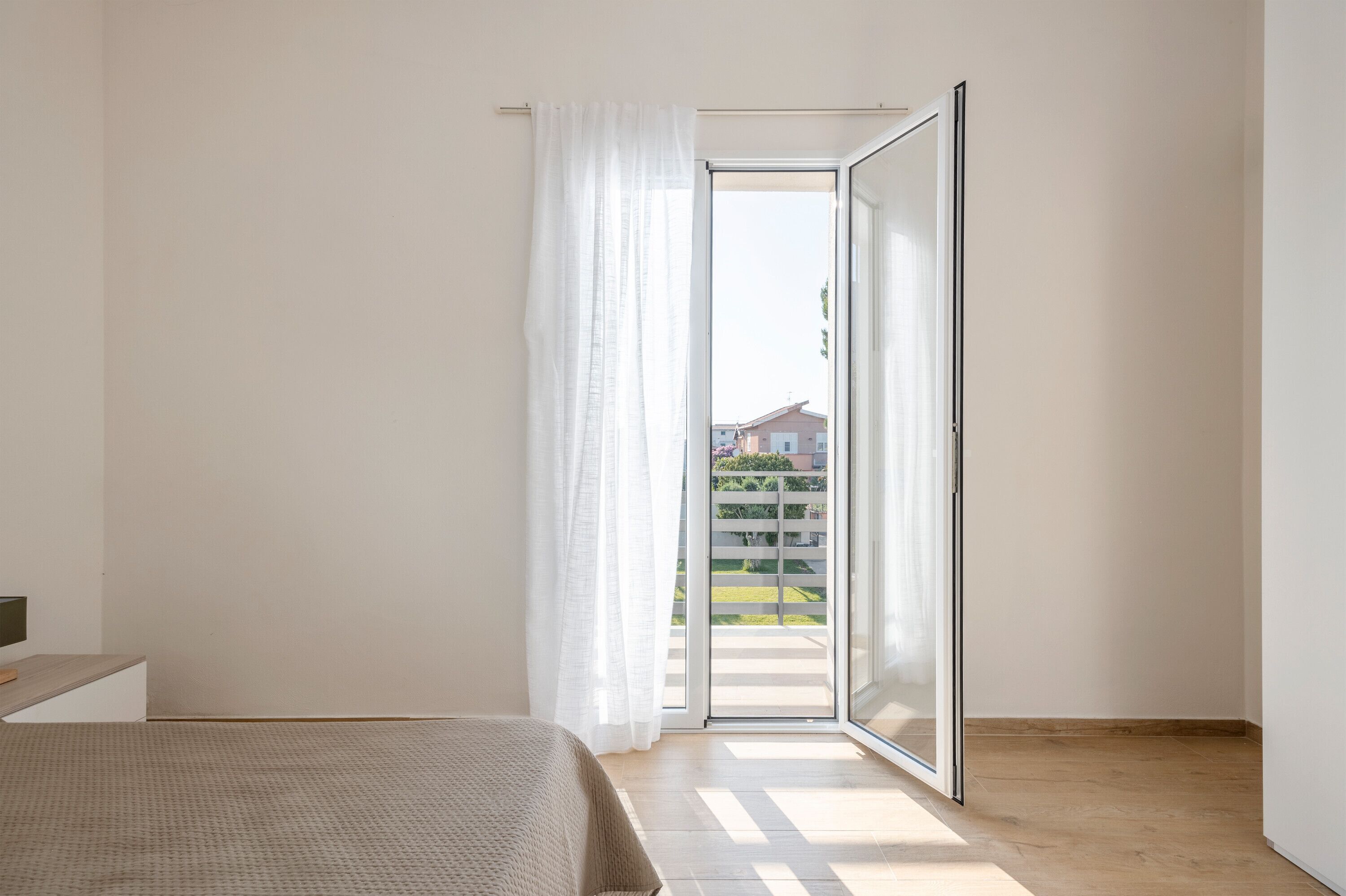 3 habitaciones, tabla de planchar con plancha y wifi gratis 