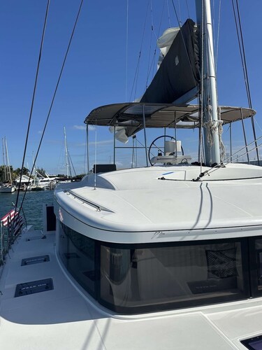 Spacious 52 ft Catamaran for Dockside Stay