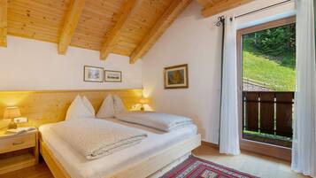 2 quartos, Wi-Fi de cortesia, roupa de cama