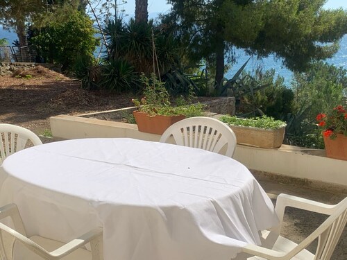 Villa 'Lesvos 30 Meters To The Sea' with Sea View, Wi-Fi and Air Conditioning