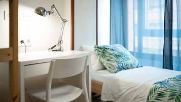 1 室のベッドルーム、WiFi (無料)、ベッドシーツ