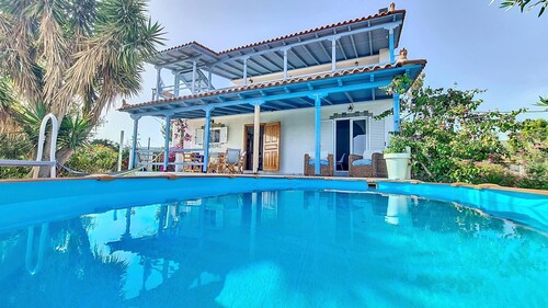 Villa 'Hydra Bay Seaside  with Pool' with Balcony, Wi-Fi and Air Conditioning