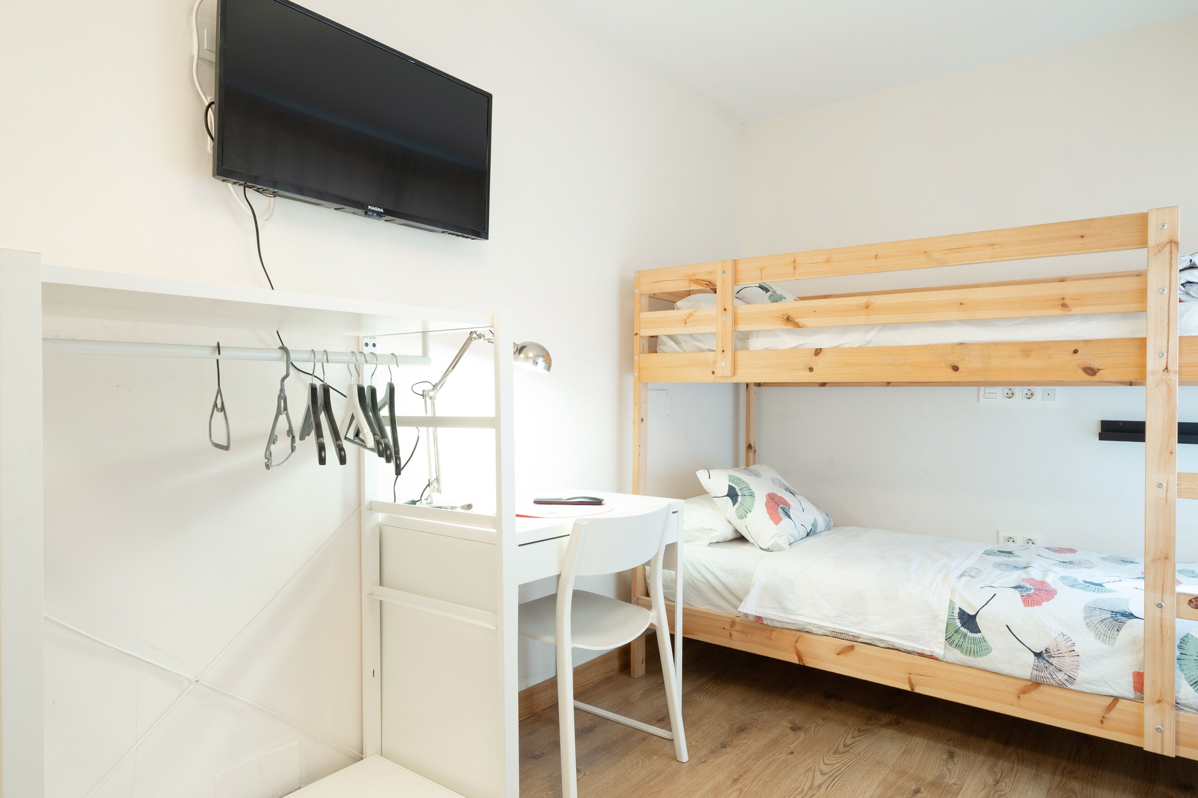 1 室のベッドルーム、WiFi (無料)、ベッドシーツ