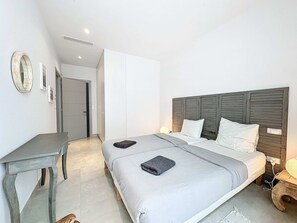 4 Schlafzimmer, Bügeleisen/Bügelbrett, kostenloses WLAN, Bettwäsche