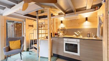 Réfrigérateur, four, plaque de cuisson, cafetiÚre/bouilloire