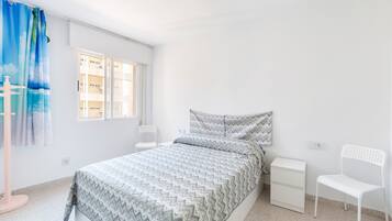 2 soveværelser, strygejern/strygebræt, sengetøj