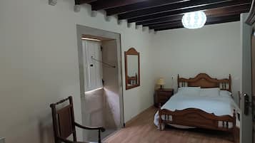 4 sovrum, strykjärn/strykbräda, gratis wi-fi och sängkläder