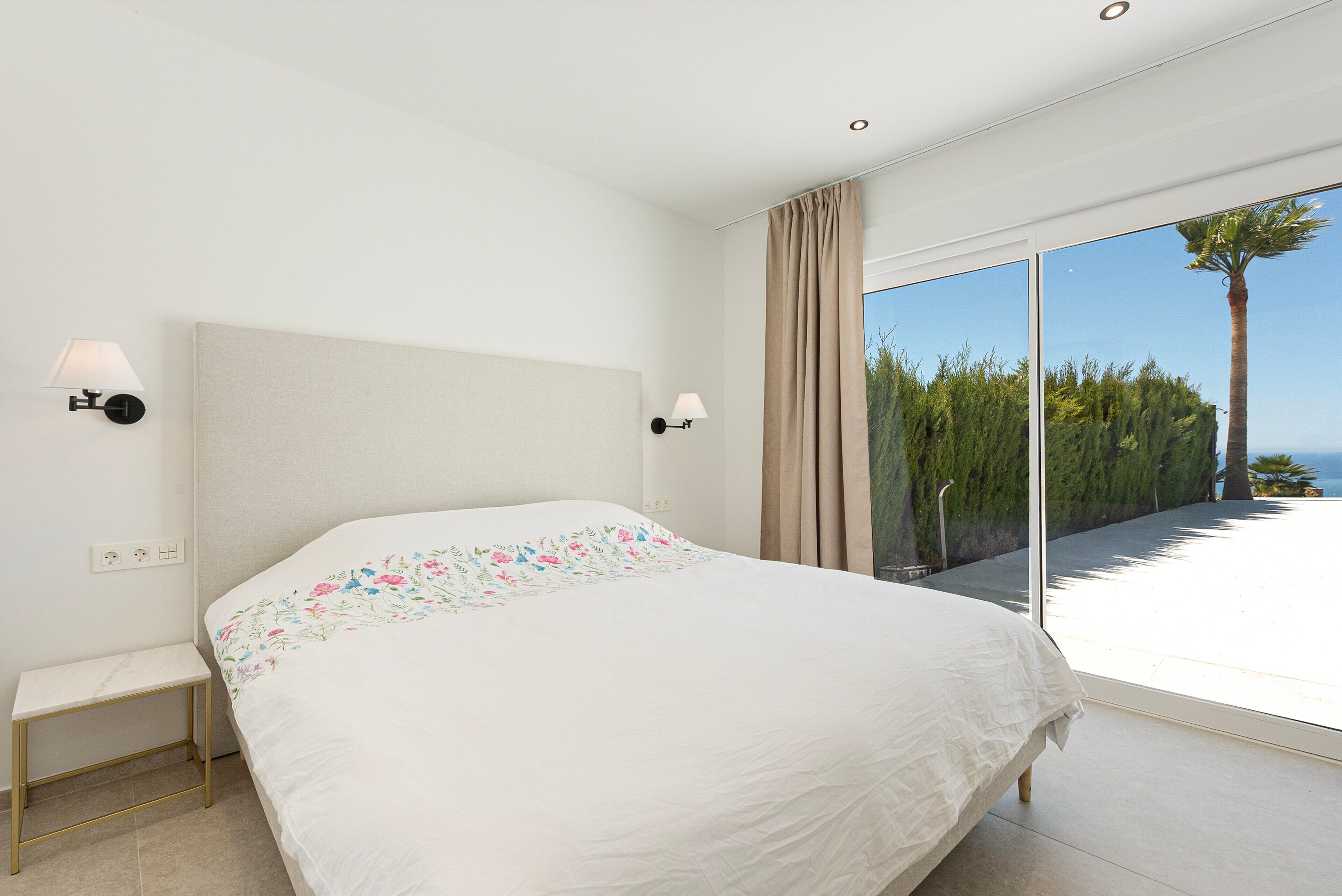 4 間睡房、熨斗/熨衫板、免費 Wi-Fi、床單