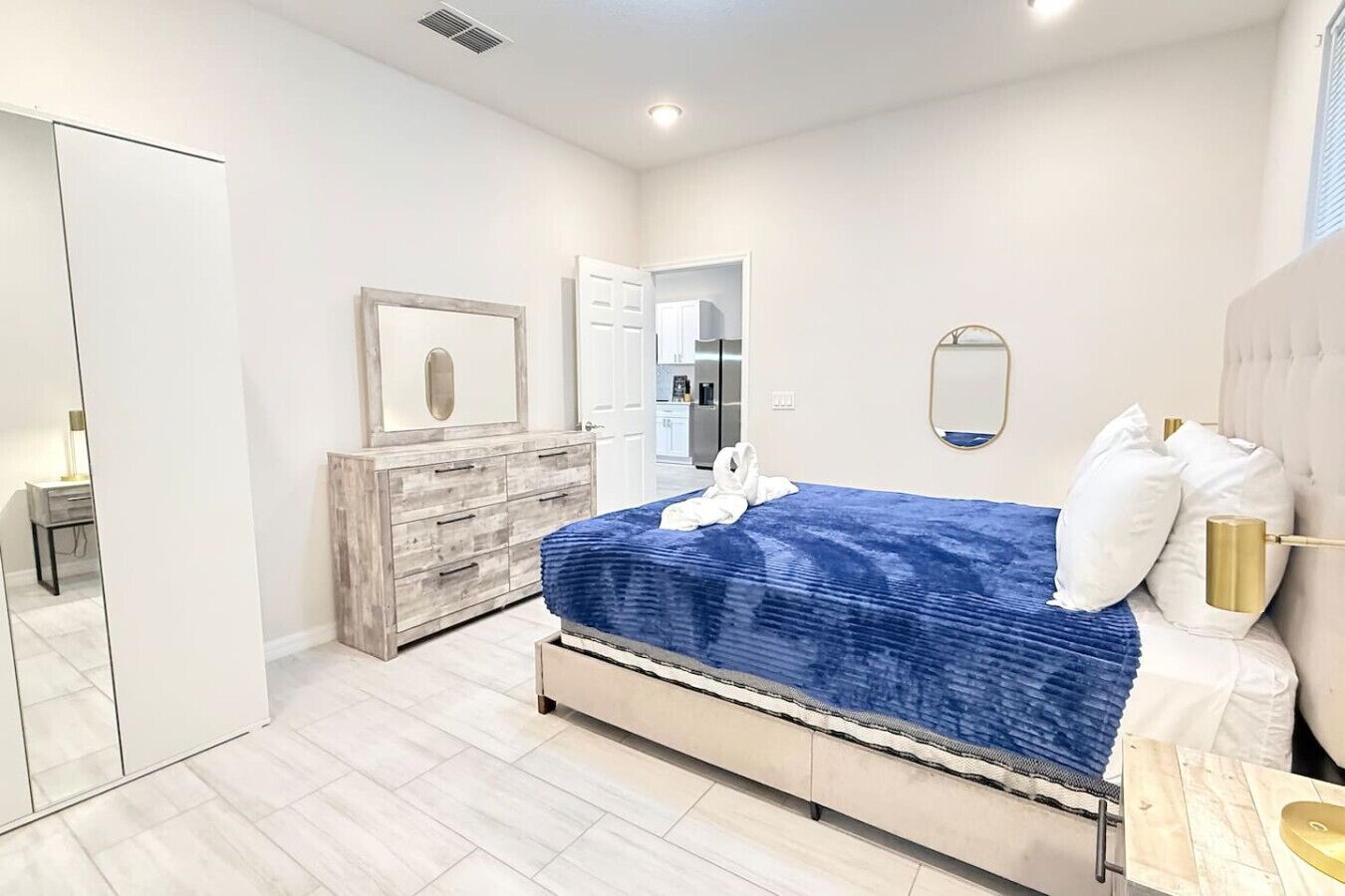 3 Schlafzimmer, Schreibtisch, kostenloses WLAN, Bettwäsche