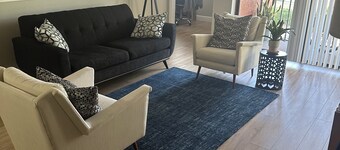 Shared condo in welcoming Tampa with AC, WiFi, fitness room