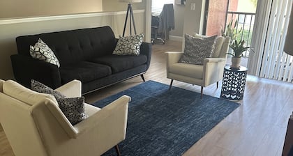 Shared condo in welcoming Tampa with AC, WiFi, fitness room