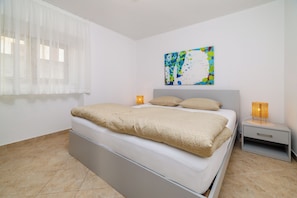 1 bedroom, internet