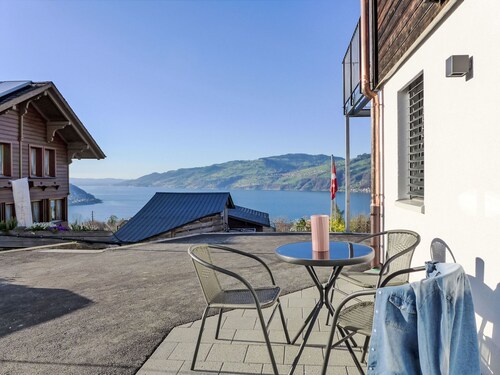 Huus Chloster, Apt Niesen by Interhome