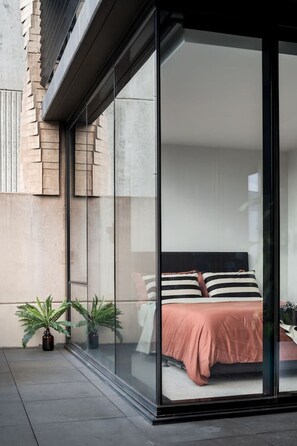 1 dormitorio, tabla de planchar con plancha, wifi gratis y ropa de cama