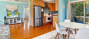 2 br, dogs, beach light house!