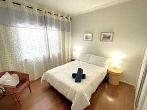 5 chambres, fer et planche Ă repasser, Wi-Fi, draps fournis