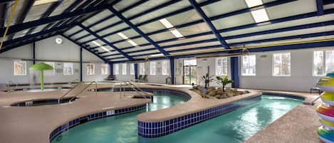 Innenpool, beheizter Pool